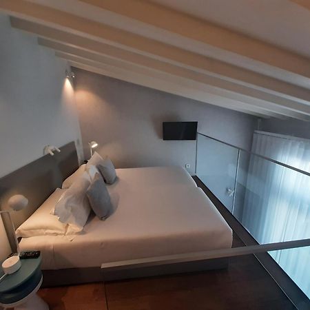 Mourasuites Hotel Évora Oda fotoğraf